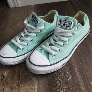 Teal converse